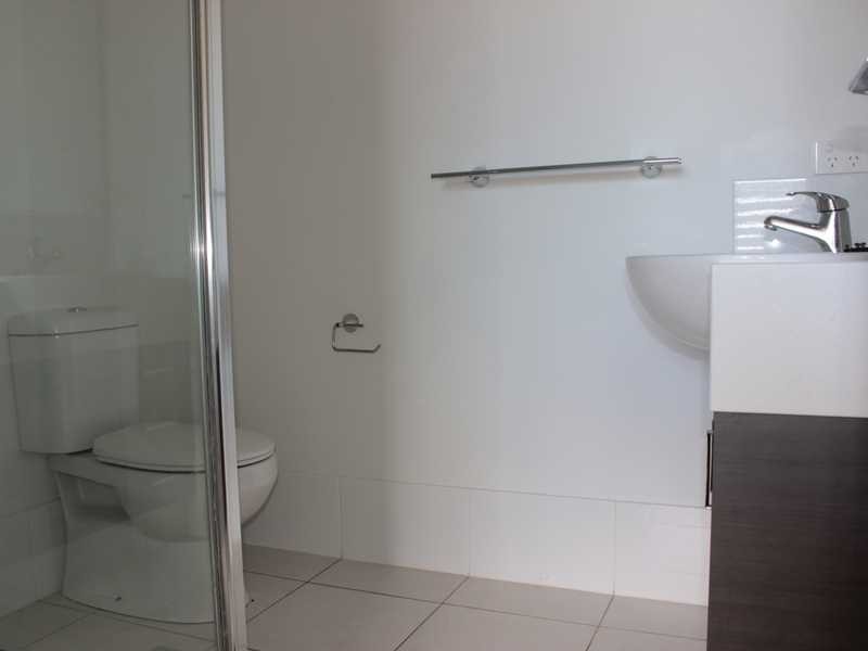 2/11 WABBY STREET, Boyne Island QLD 4680