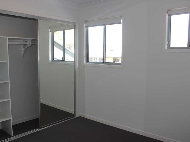 2/11 WABBY STREET, Boyne Island QLD 4680