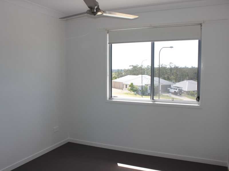 2/11 WABBY STREET, Boyne Island QLD 4680