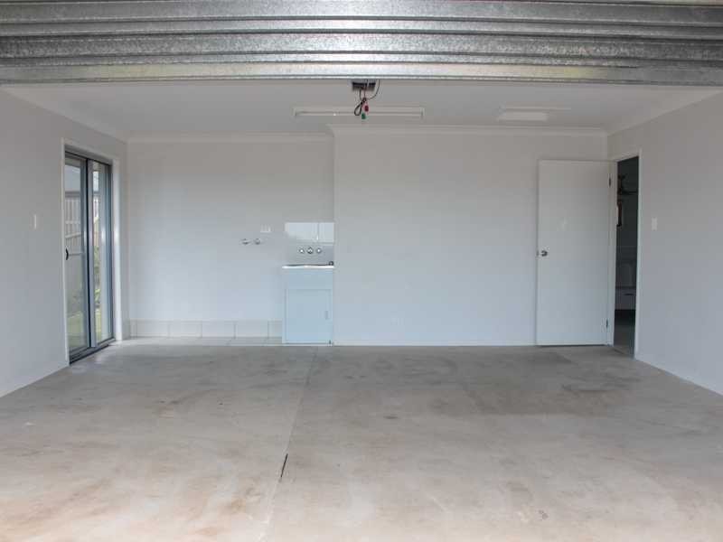 2/11 WABBY STREET, Boyne Island QLD 4680