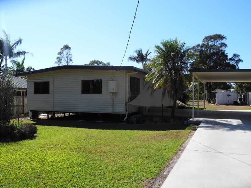 6 KENT STREET, Bororen QLD 4678