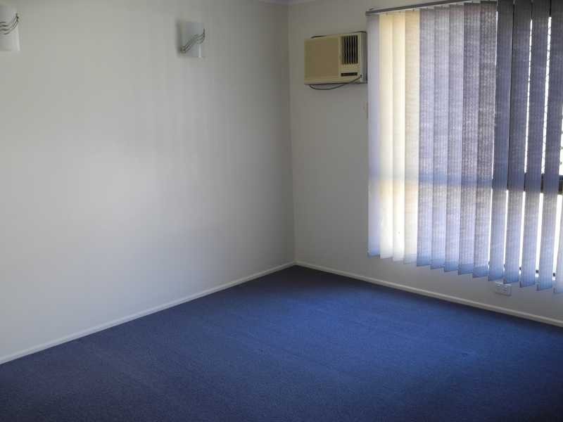 6 KENT STREET, Bororen QLD 4678
