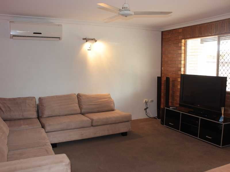 1/15 CARINYA DRIVE, Clinton QLD 4680