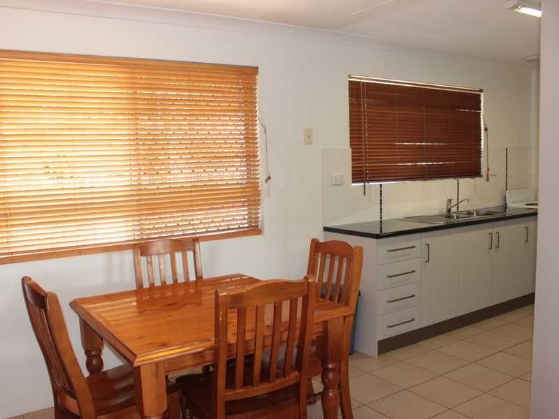 1/15 CARINYA DRIVE, Clinton QLD 4680