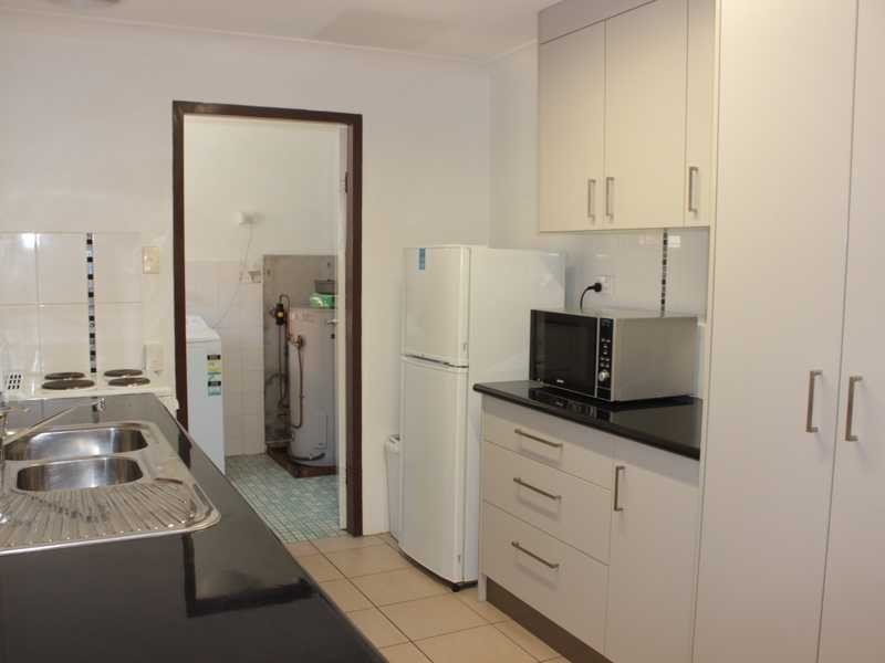 1/15 CARINYA DRIVE, Clinton QLD 4680