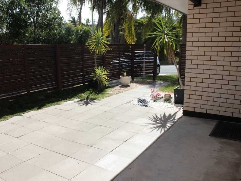 1/15 CARINYA DRIVE, Clinton QLD 4680