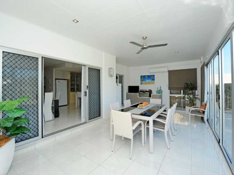 9 JUMBUCK COURT, Glen Eden QLD 4680