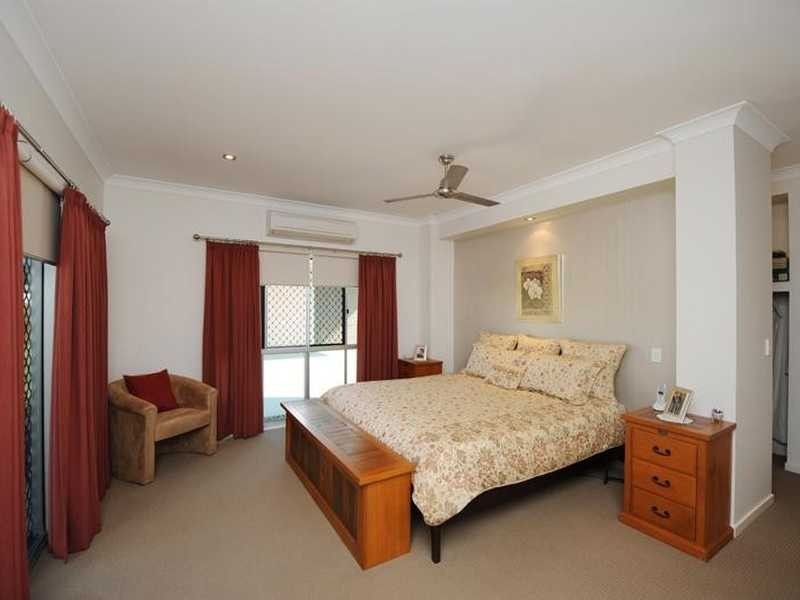 9 JUMBUCK COURT, Glen Eden QLD 4680