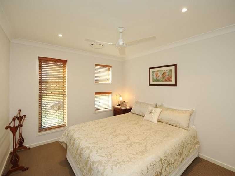 9 JUMBUCK COURT, Glen Eden QLD 4680