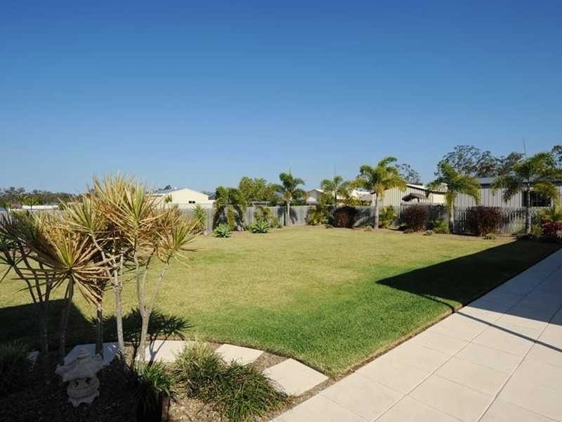 9 JUMBUCK COURT, Glen Eden QLD 4680