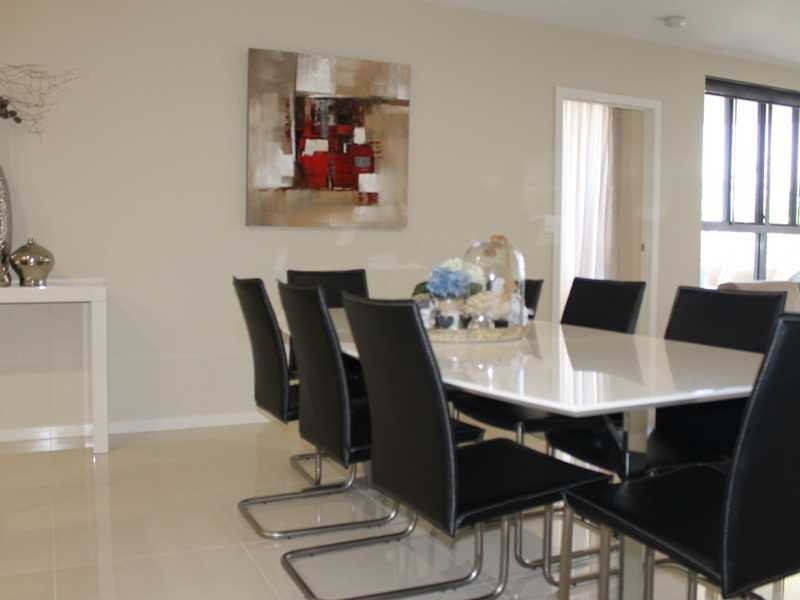 202/10 WYNDHAM AVENUE, Boyne Island QLD 4680