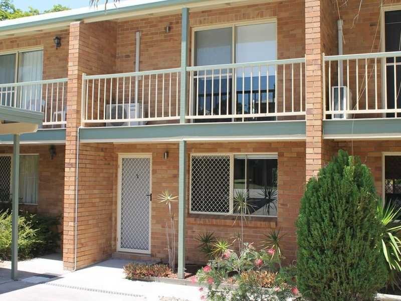 2/6 HAMPTON DRIVE, Tannum Sands QLD 4680