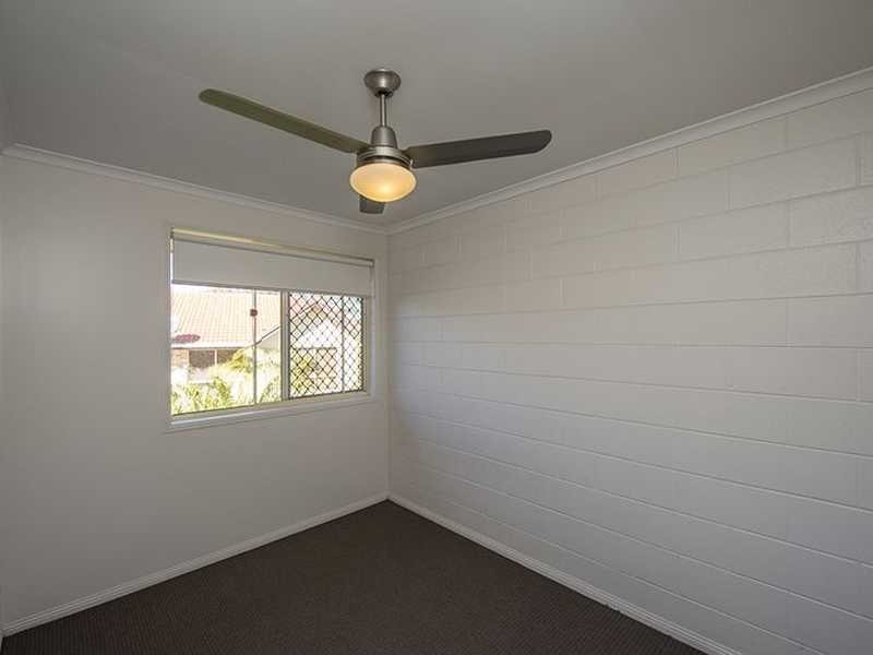 2/6 HAMPTON DRIVE, Tannum Sands QLD 4680