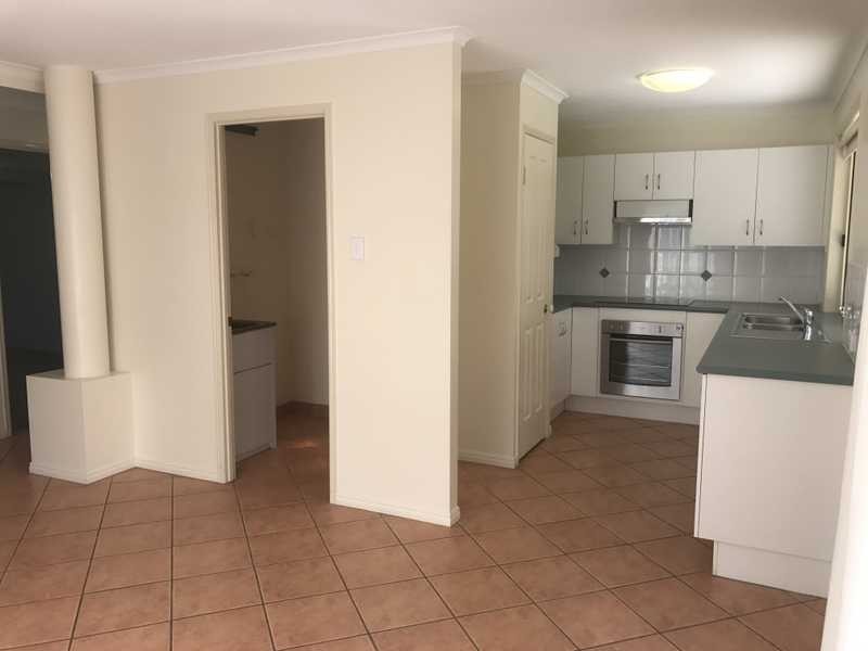 2/6 Parkside Street, Tannum Sands QLD 4680
