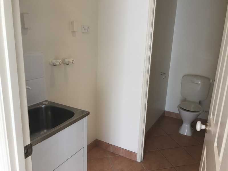 2/6 Parkside Street, Tannum Sands QLD 4680