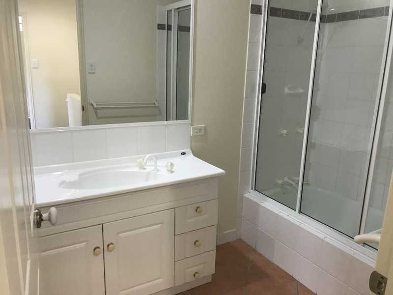 2/6 Parkside Street, Tannum Sands QLD 4680