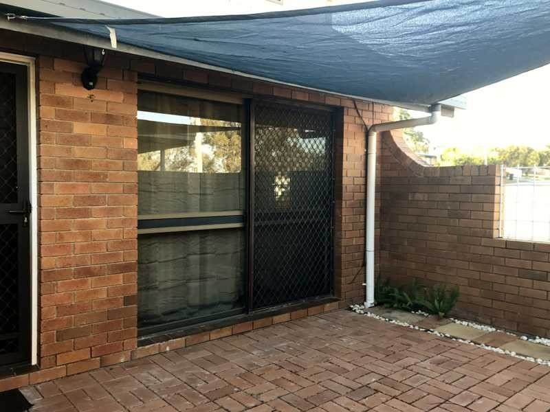 1/5 Mccann Street, South Gladstone QLD 4680