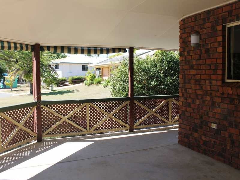 1/12 Chapple court, Boyne Island QLD 4680