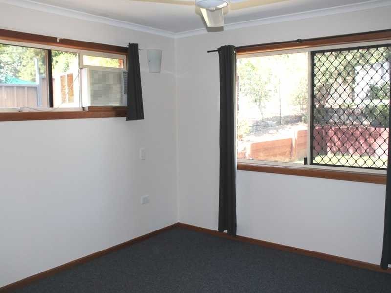 1/12 Chapple court, Boyne Island QLD 4680