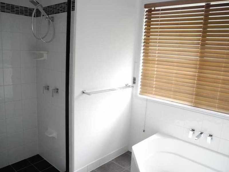 19 JARRAH DRIVE, Boyne Island QLD 4680