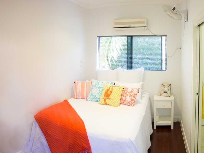 37 WYNDHAM AVENUE, Boyne Island QLD 4680