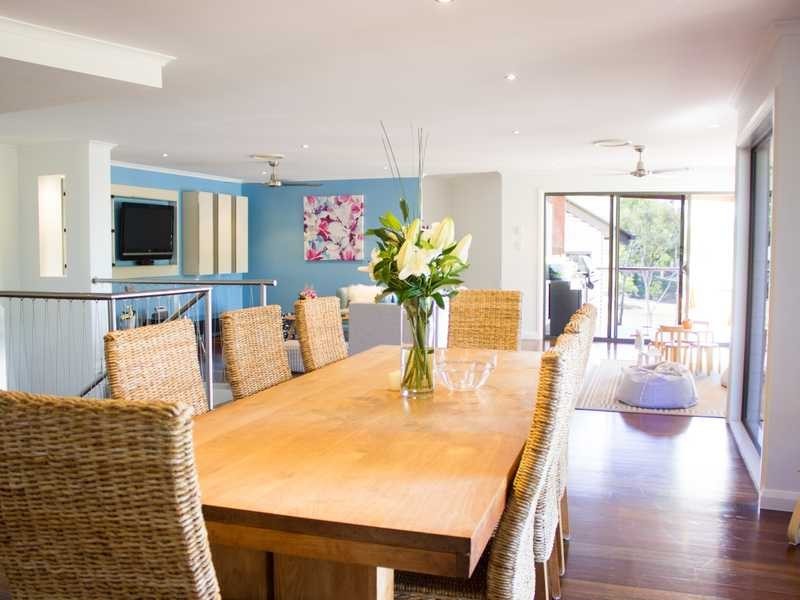 37 WYNDHAM AVENUE, Boyne Island QLD 4680