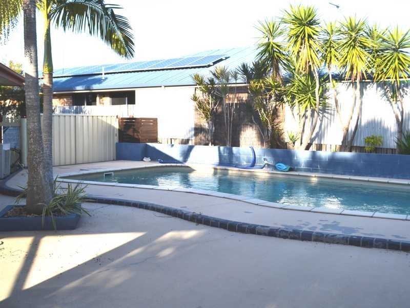 4 CAPSTAN PLACE, Tannum Sands QLD 4680