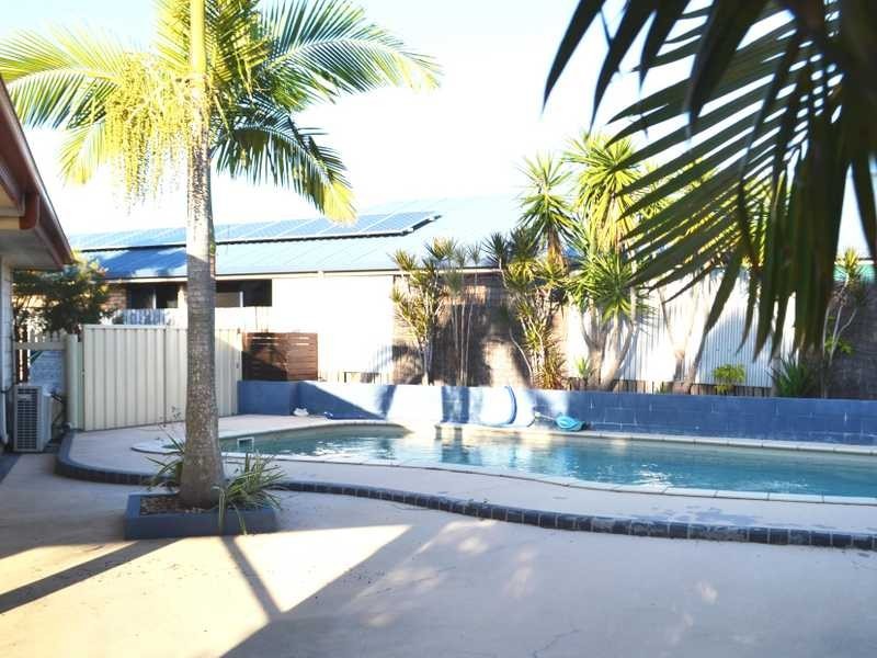 4 CAPSTAN PLACE, Tannum Sands QLD 4680