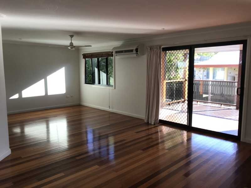 9 LIGHTHOUSE DRIVE, Boyne Island QLD 4680