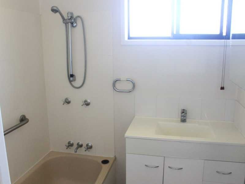 3 BELLEMERE COURT, Boyne Island QLD 4680