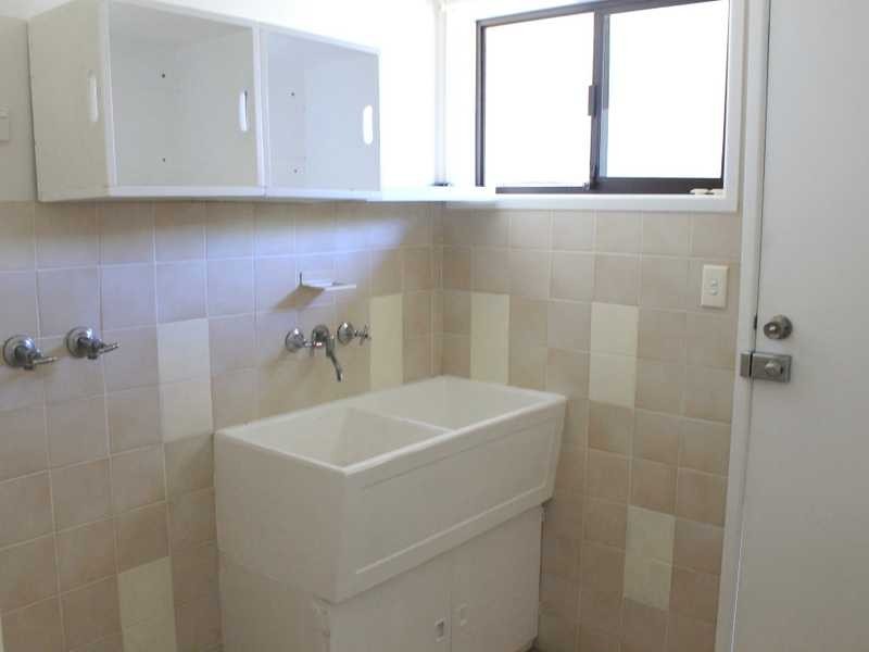 3 BELLEMERE COURT, Boyne Island QLD 4680