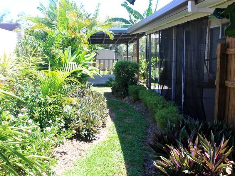 3 BELLEMERE COURT, Boyne Island QLD 4680