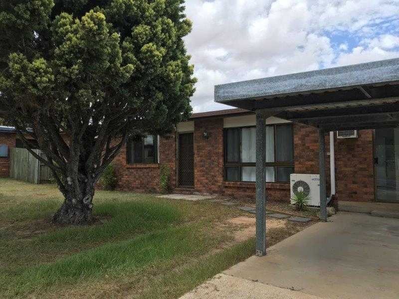 127 MALPAS STREET, Boyne Island QLD 4680