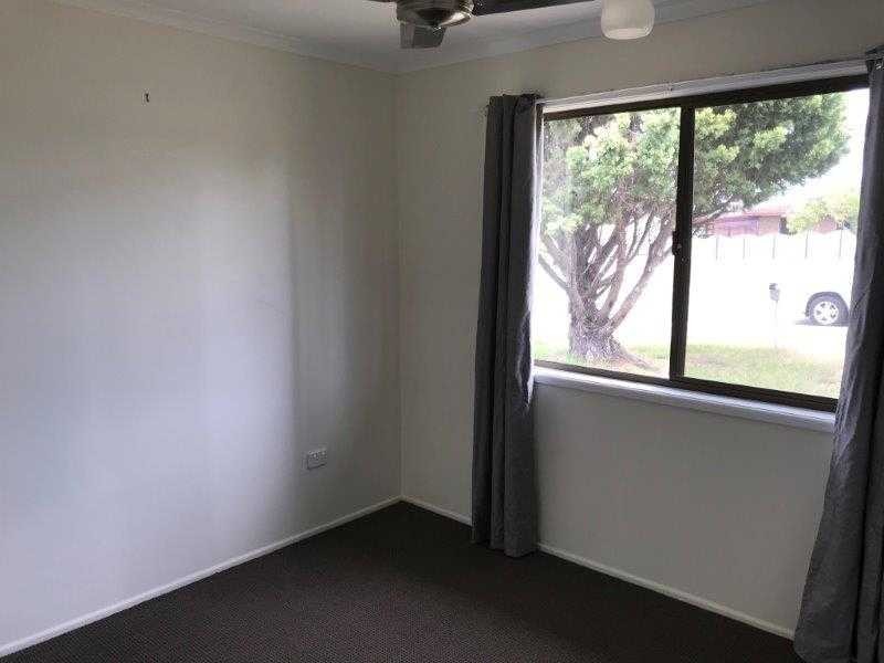 127 MALPAS STREET, Boyne Island QLD 4680