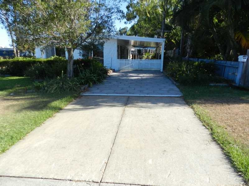 11 Yukana Street, Boyne Island QLD 4680