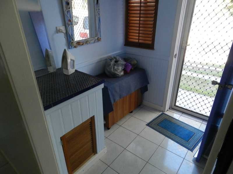 11 Yukana Street, Boyne Island QLD 4680