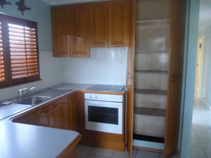 11 Yukana Street, Boyne Island QLD 4680