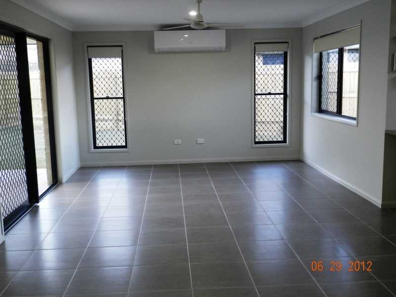 9 Valley Way, Boyne Island QLD 4680