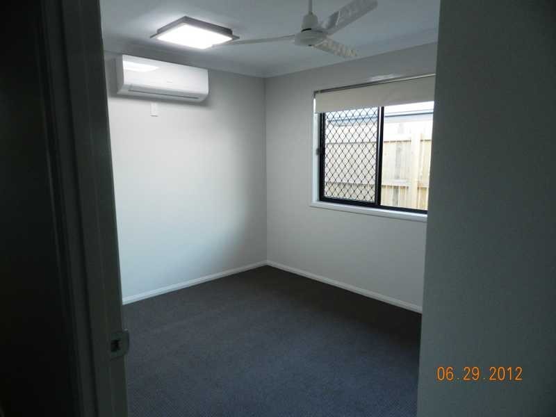 9 Valley Way, Boyne Island QLD 4680