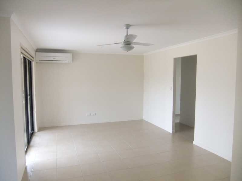 14 Jeana Close, Boyne Island QLD 4680