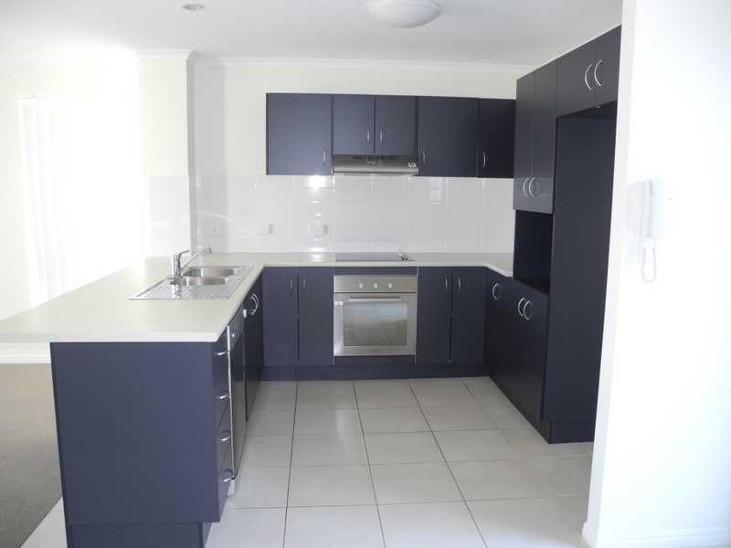 5/10 Arthur Street, Boyne Island QLD 4680