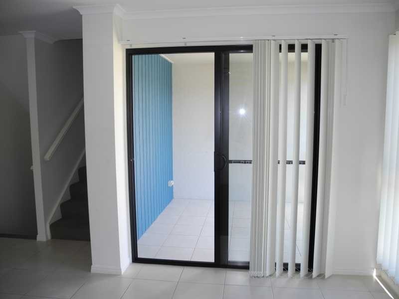 5/10 Arthur Street, Boyne Island QLD 4680