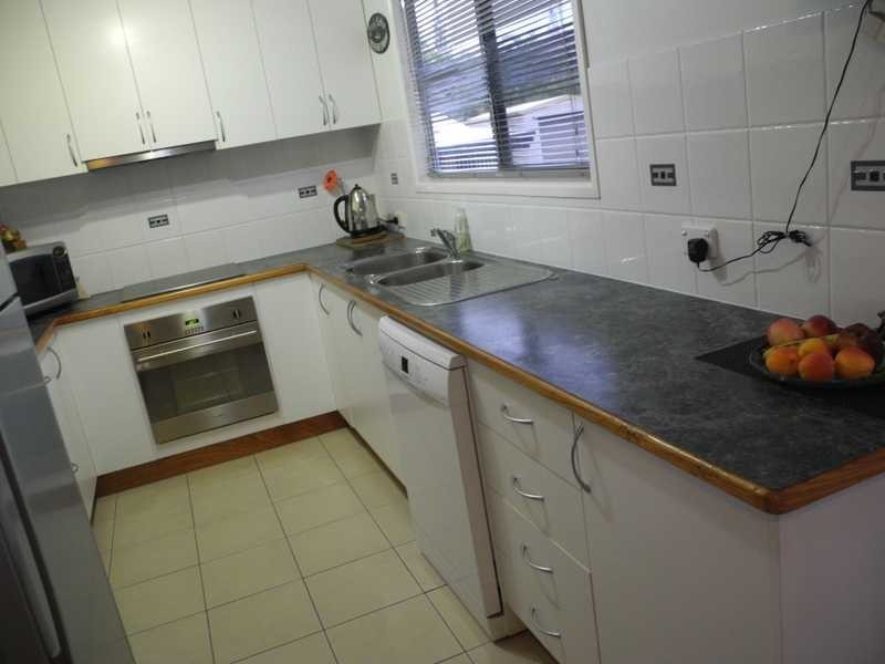 17 Polmaise Street, Boyne Island QLD 4680