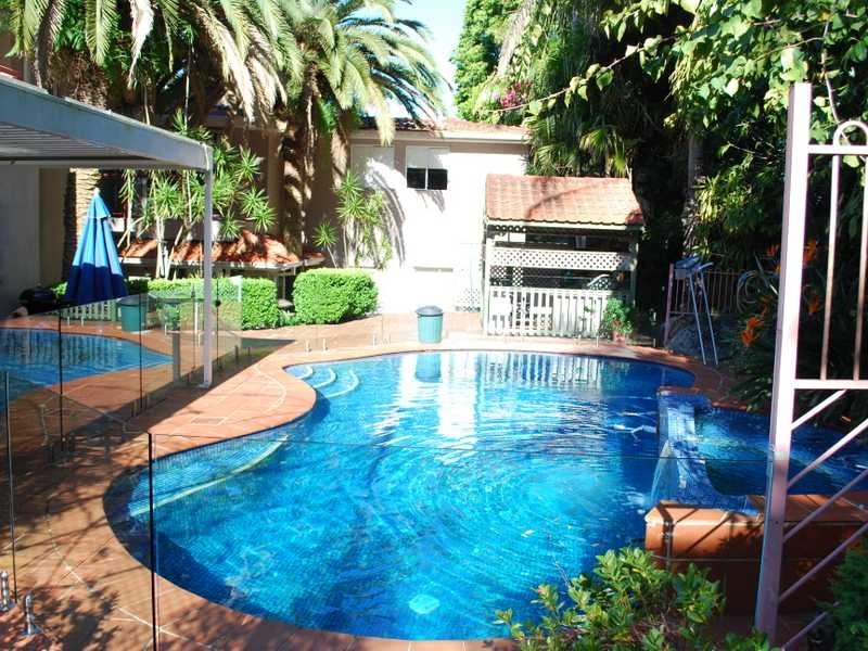 1 – 3 The Glade, Wahroonga NSW 2076