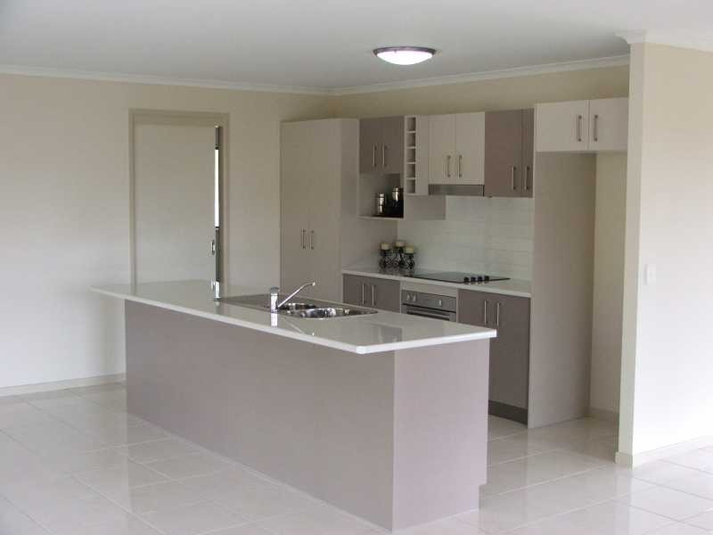 59 Robertson Drive, Burnside QLD 4560