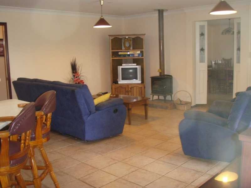 36 Riverina Court, Chambers Flat QLD 4133