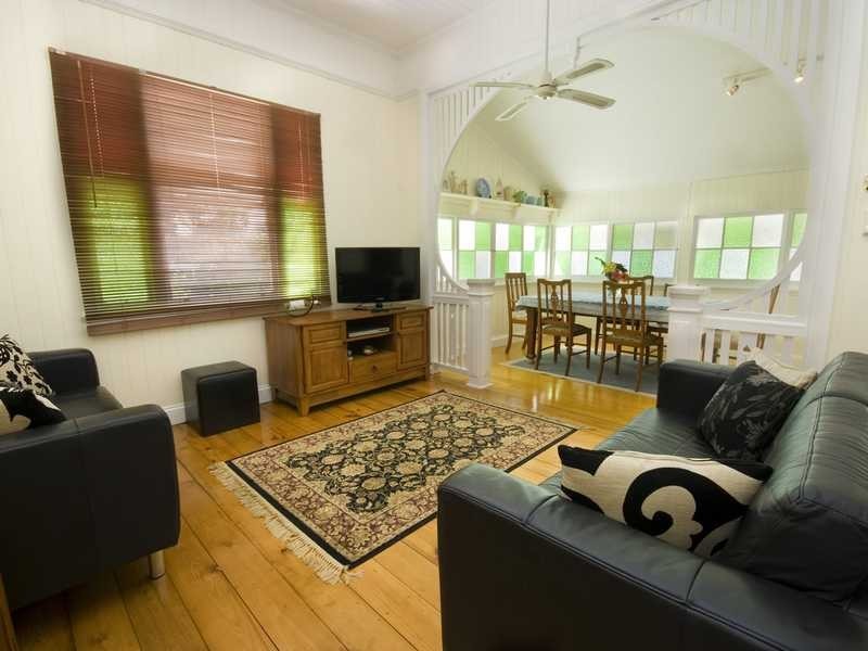 14 Mount Pleasant Road, Nambour QLD 4560