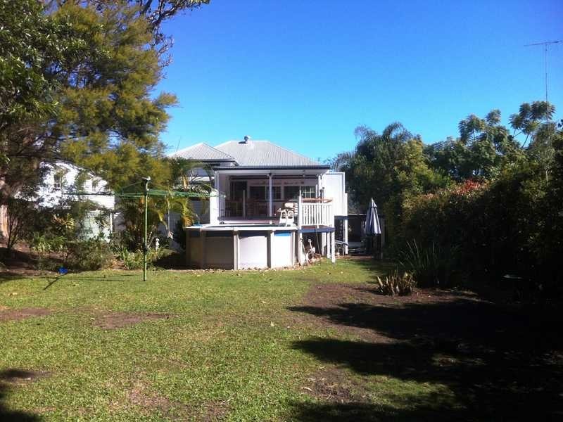 14 Mount Pleasant Road, Nambour QLD 4560