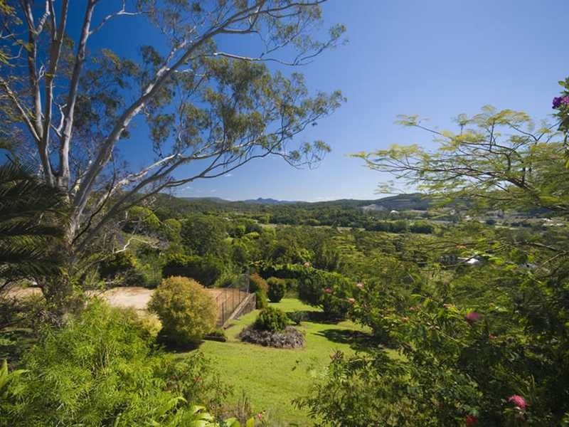 207 Panorama Drive, Rosemount QLD 4560