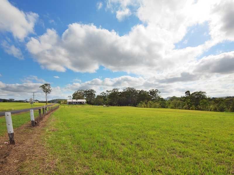 56 Collins Road, Yandina QLD 4561